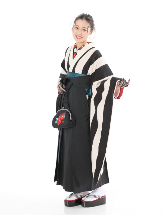 ストライプ×黒袴